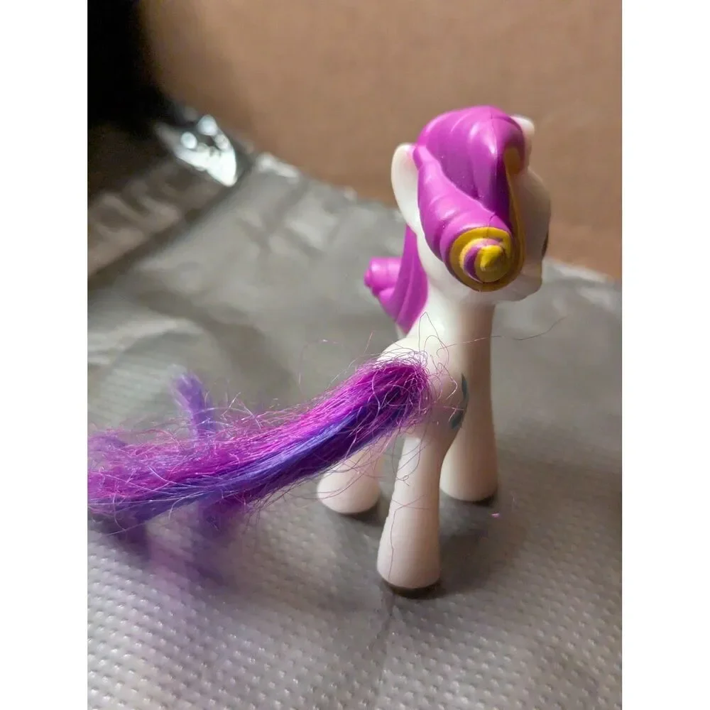 My Little Pony G4 Rarity Unicorn Figure Purple Mane Toy Hasbro